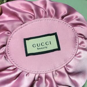 Gucci Pouch Drawstring Bag Cosmetic Pouch Travel Case Purse Lined Floral EUC